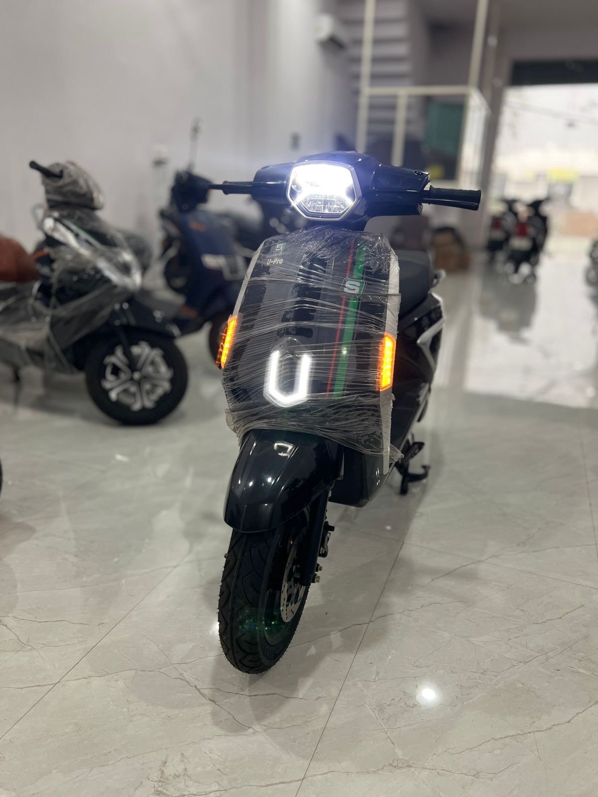 Model - Pro X1 (Without Battery)