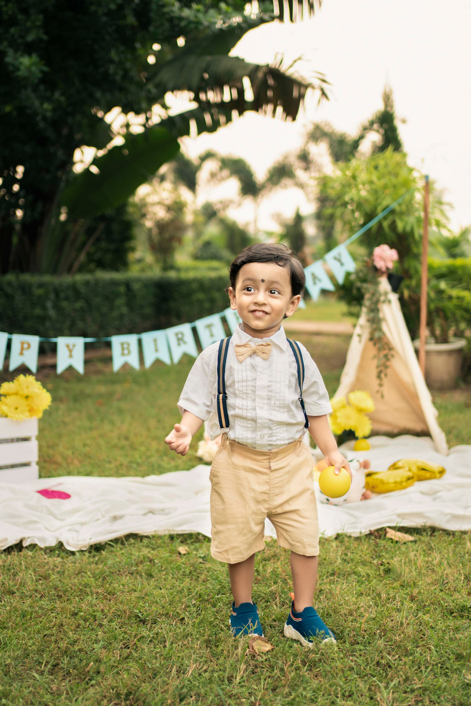BABY BIRTHDAY SPECIAL - OUTDOOR SHOOT