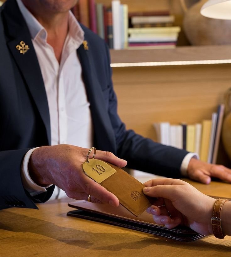Hotel & Resort Bookings