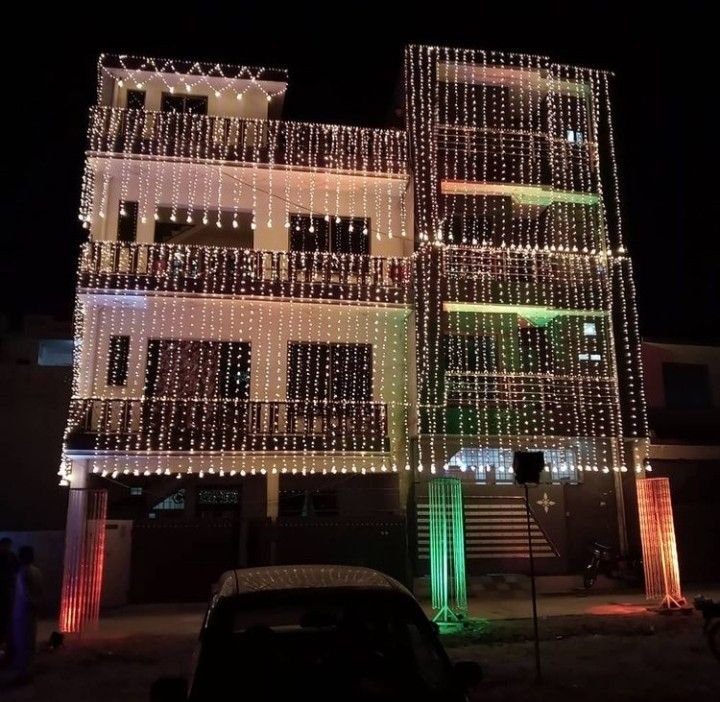 LED & Decorative Lighting (एलईडी और डेकोरेटिव लाइटिंग) –