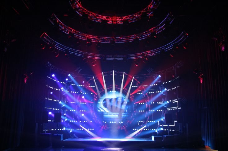 Halogen & Event Lighting 💡