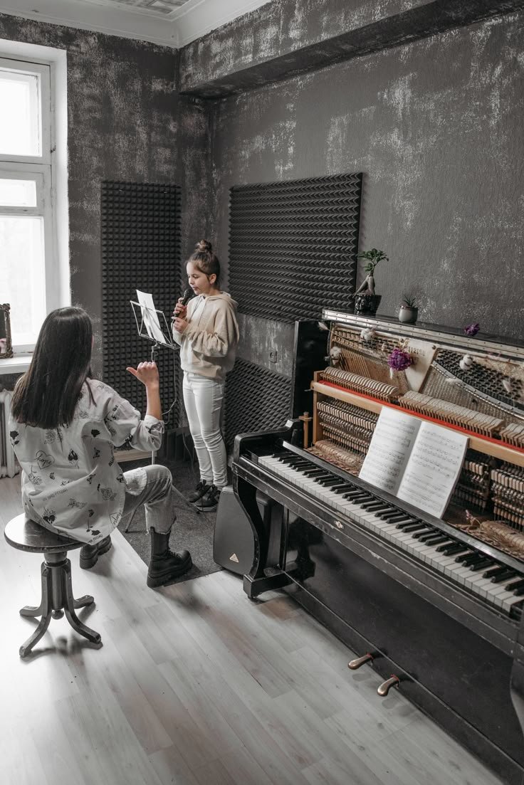 Vocal Training –