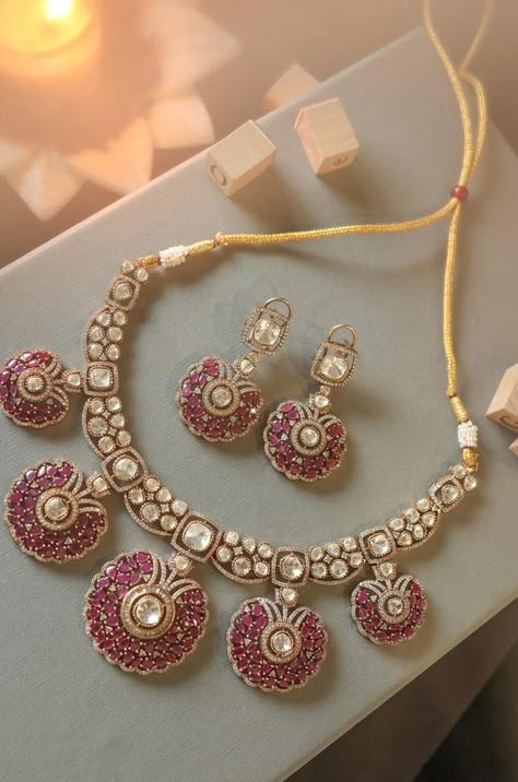 Wholesale Artificial Jewellery Sales