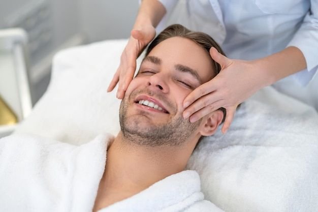 Head Massage & Hair Spa