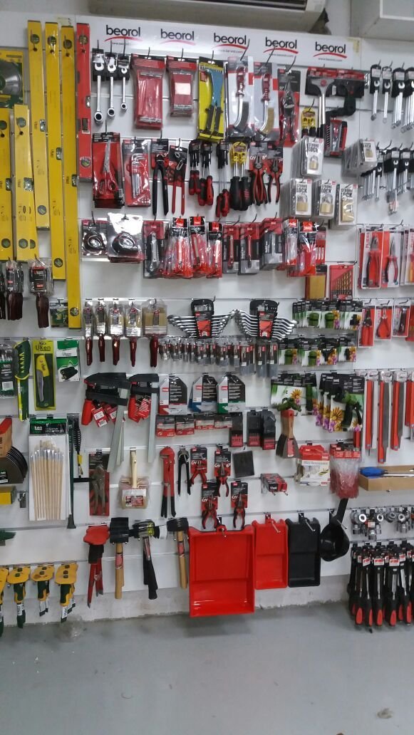 Hardware & Construction Materials –
